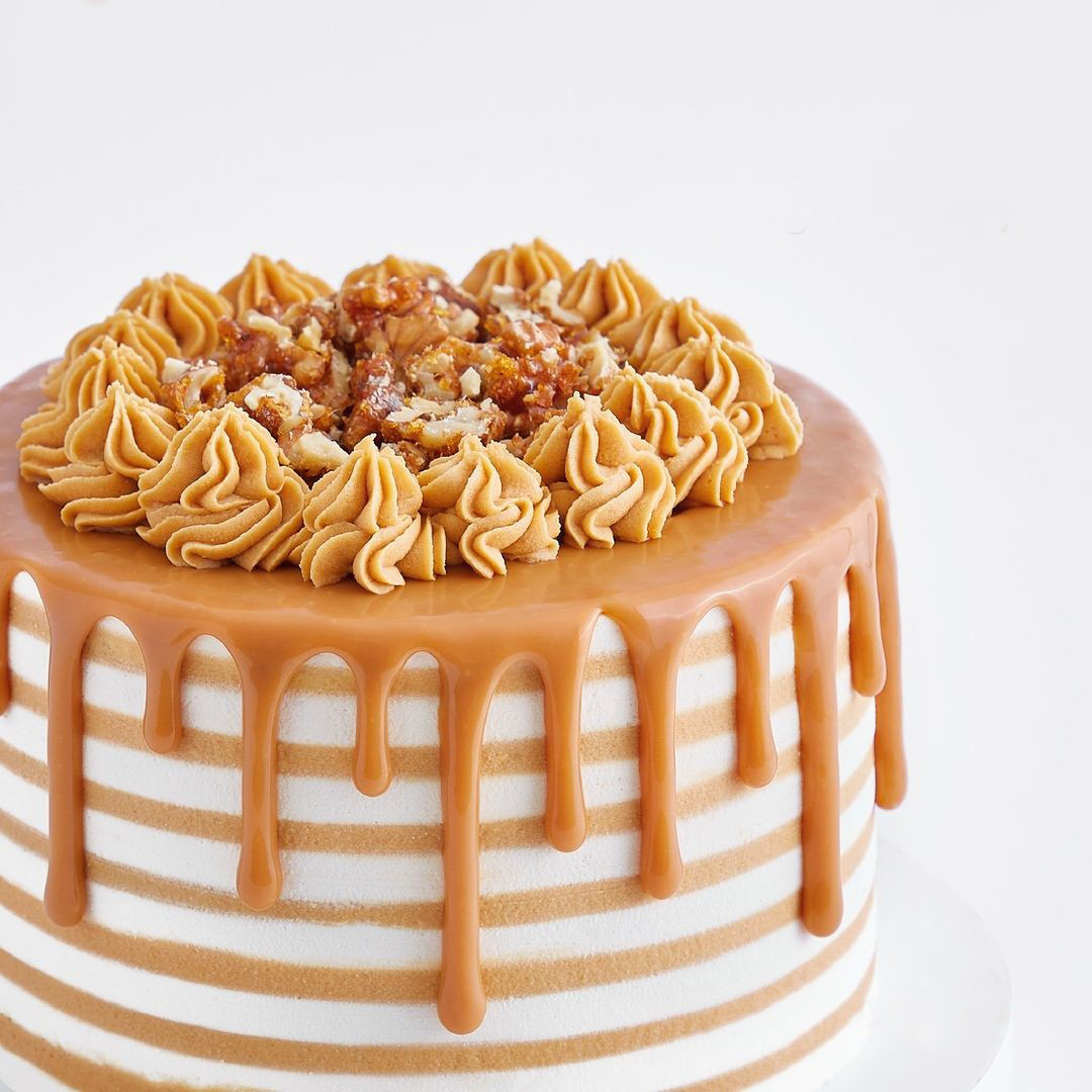 Voilà Caramel Cake