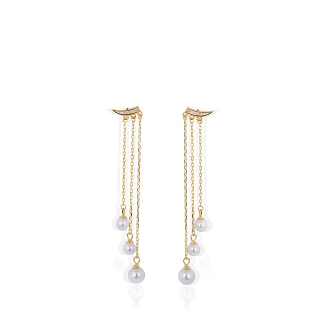 Glowing Pearl Earring